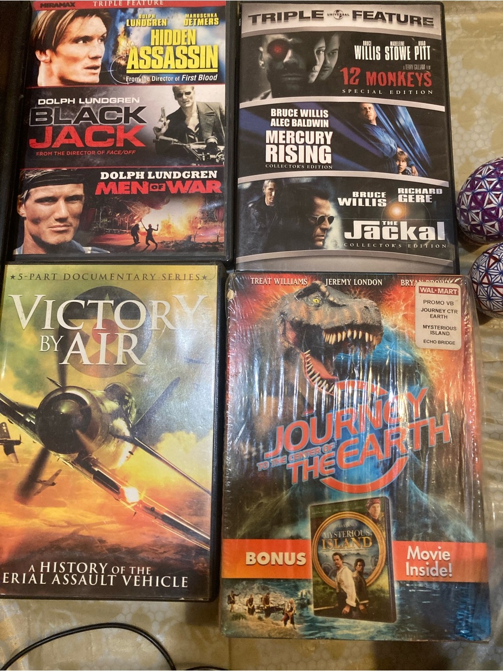 9 dvd Bruce Willis, 12 monkeys, the Jackel, men at war, black jack, Assassin..